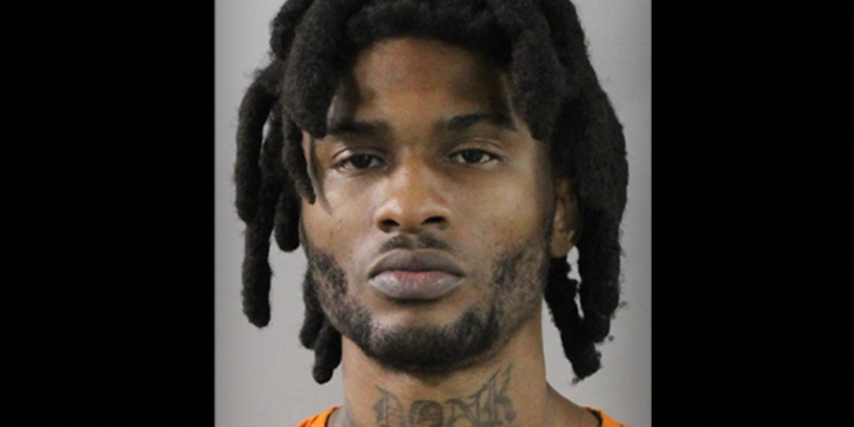 Florida thug caught on video knocking out store clerk with 2-liter bottle of Orange Crush. What set him off is an eye-opener. Florida thug caught on video knocking out store clerk with 2-liter bottle of Orange Crush. What set him off is an eye-opener.