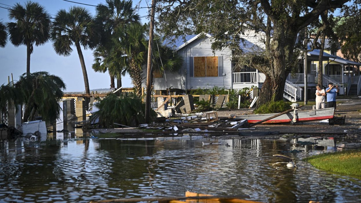 Floridians refusing to evacuate area for Hurricane Helene asked to mark info on themselves so their bodies can be identified
