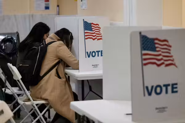 Forget a third-party president. Win Congress first.