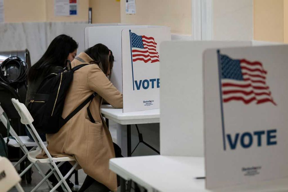 Forget a third-party president. Win Congress first.