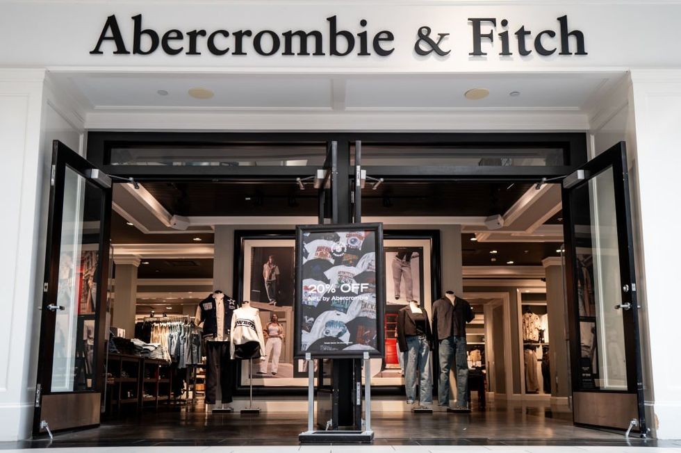 Former Abercrombie & Fitch CEO involved in 'violent' international sex trafficking operation using male models: Feds