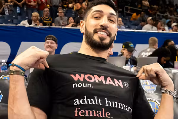 Former congressman sends warning to WNBA over blocking male player: Get ready for court