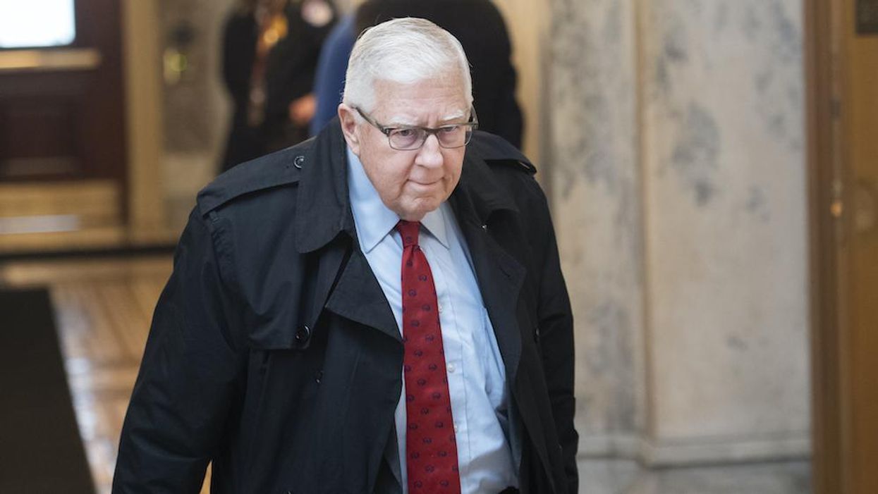 Former GOP Sen. Mike Enzi dies after bicycle accident