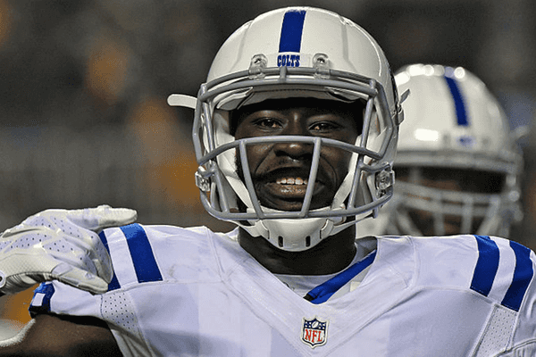 Former NFL player deported after allegedly threatening an Uber driver with hatchet
