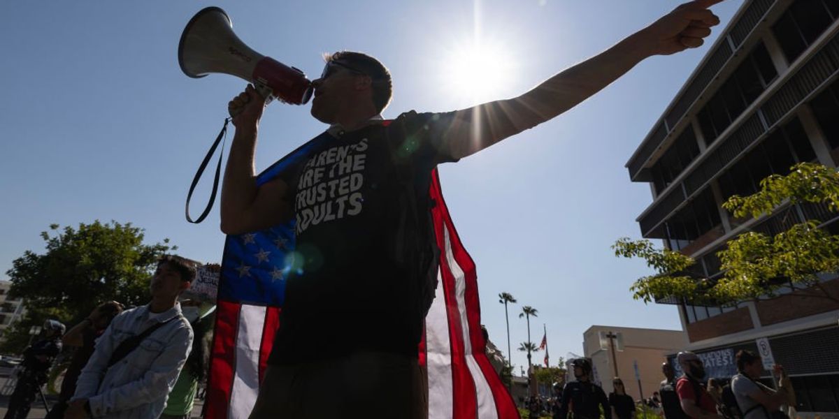 Free-speech defenders clash with Bondi’s ‘hate speech’ crackdown: ‘Keep America free’ Free-speech defenders clash with Bondi’s ‘hate speech’ crackdown: ‘Keep America free’