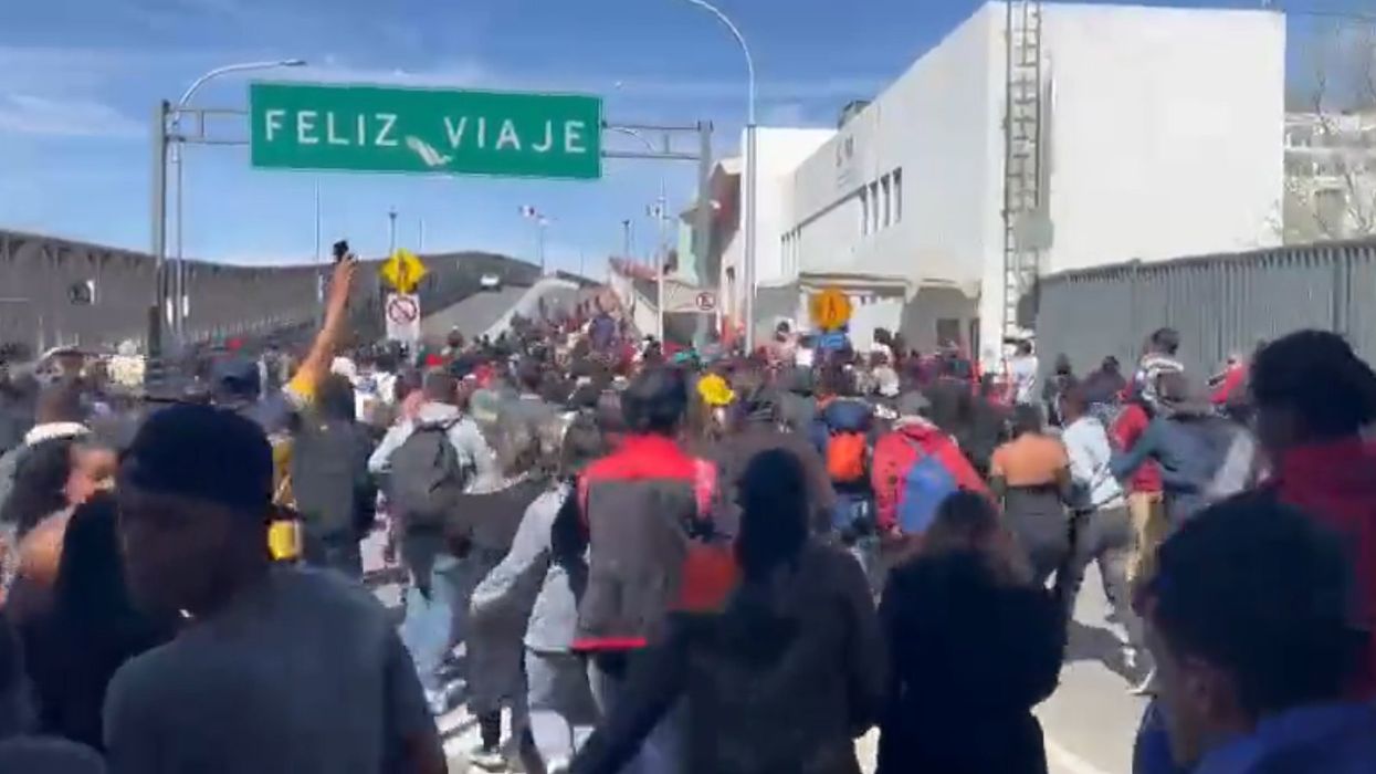 Frenzied invaders repelled by American border agents and Mexican security forces at El Paso border
