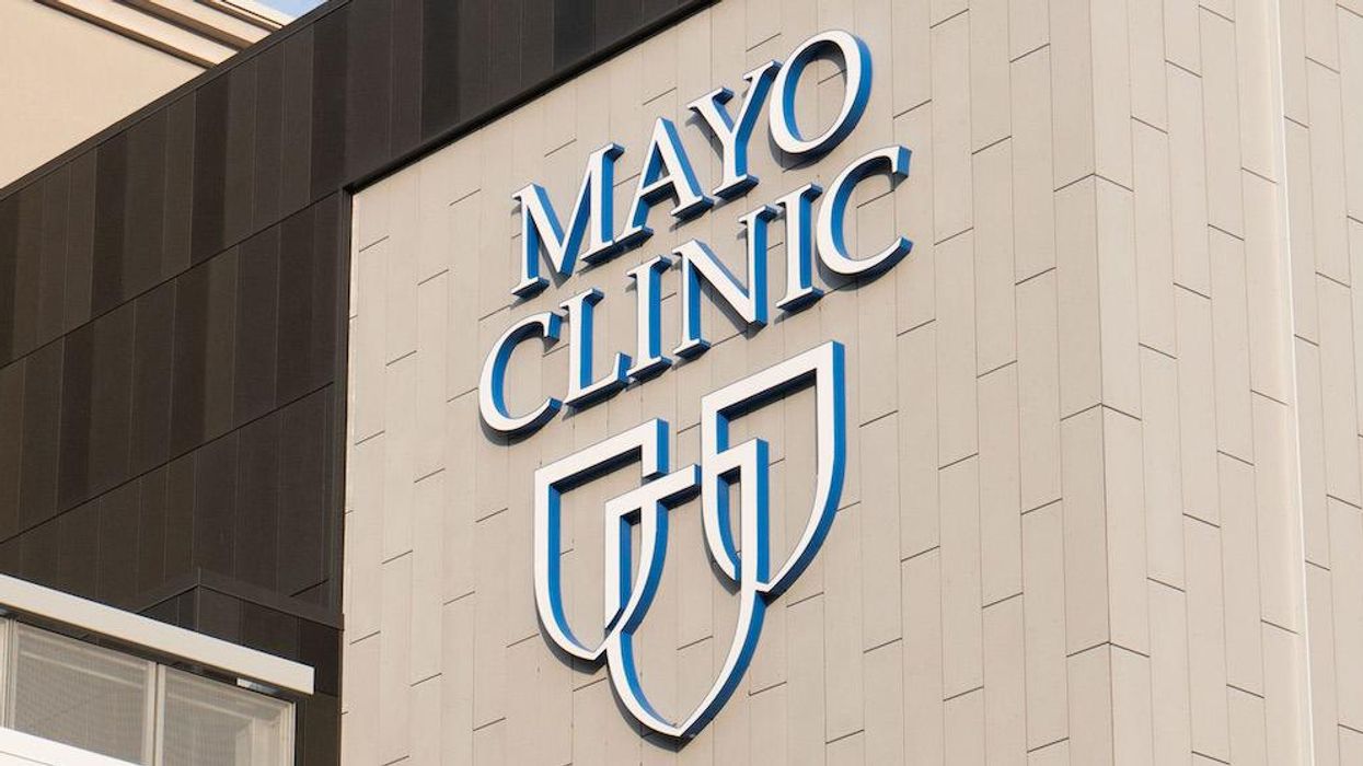 From heroes to zeroes: Mayo Clinic cans 700 unvaccinated workers