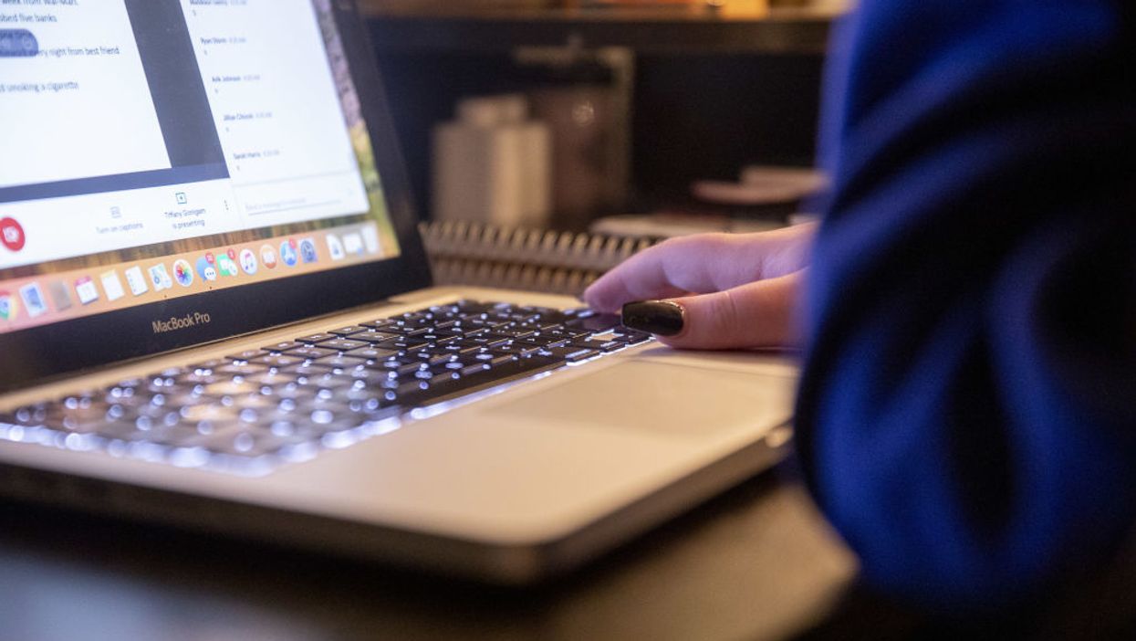 Furious NYC mom says hackers streamed porn during her child’s online class, demands the district return to school