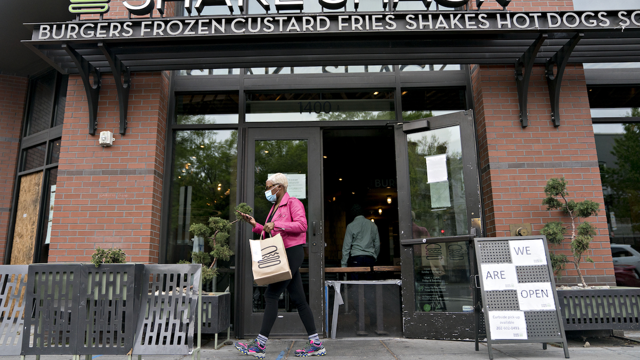 Gay man says Shake Shack workers beat him up after he kissed his boyfriend in fast-food restaurant — and attack is on video