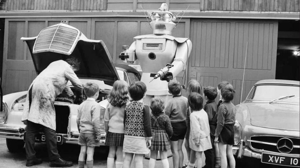 Gen Z just outsmarted car dealers — using AI