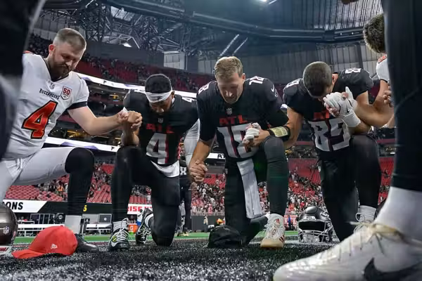 ‘Godball’: Are outspoken athletes Christianity’s most powerful evangelists?