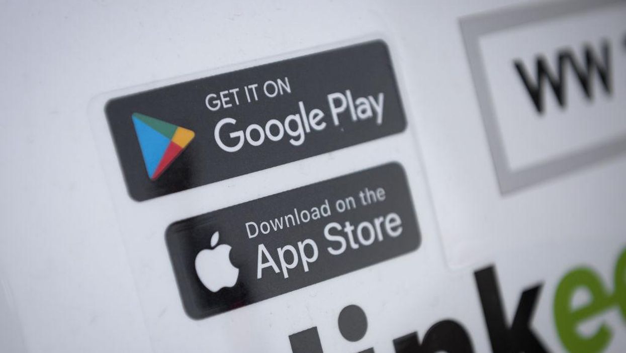Google deletes 100,000 negative reviews of Robinhood on app store