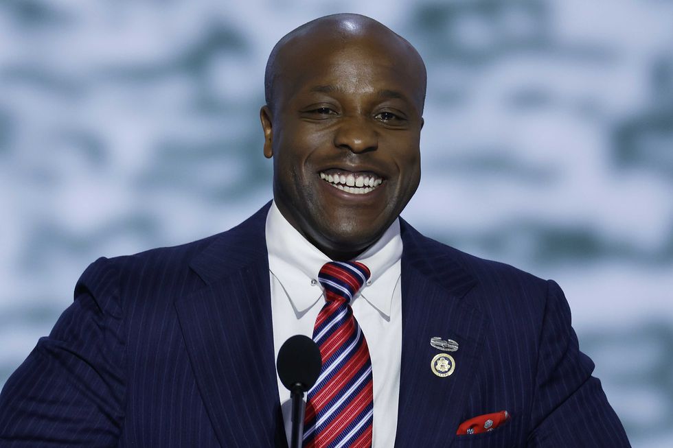 GOP lawmaker throws a wrench into contested Senate primary in Texas