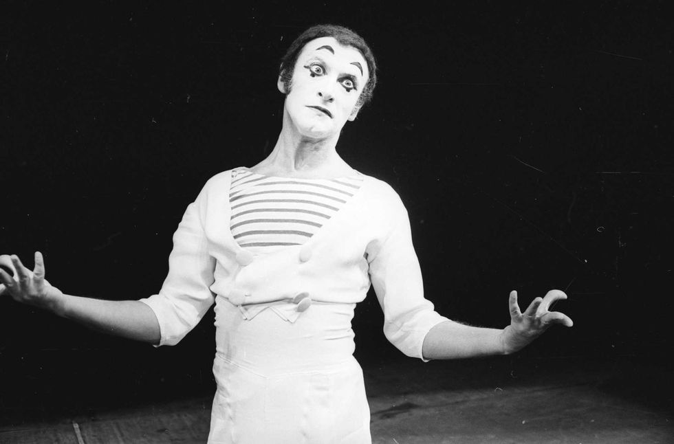 Greasy mime charged with harassing park workers faints in court