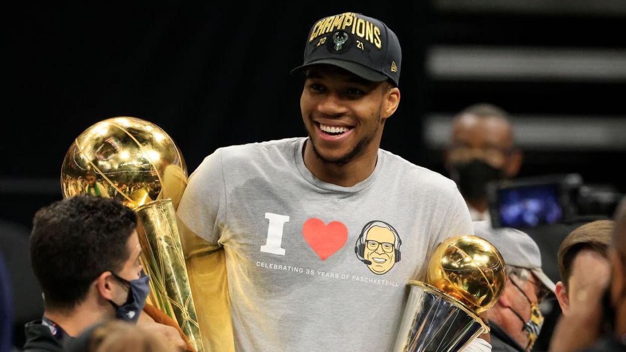 Greg Couch: Giannis Antetokounmpo slaps LeBron James' legacy down a notch by winning a title the Michael Jordan way