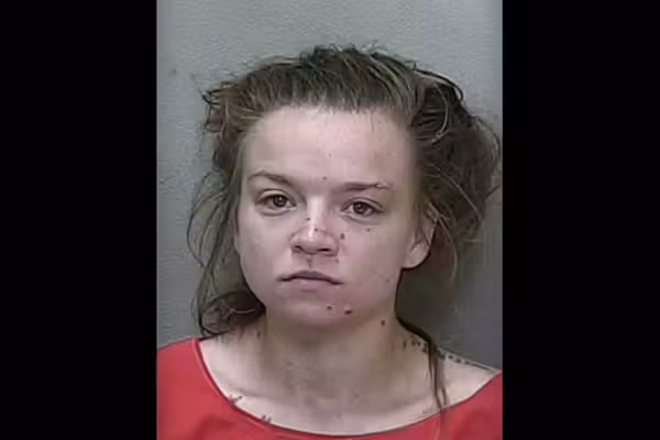 Handcuffed Florida female grabs gun hidden in her pants, opens fire in moving sheriff's cruiser, newly released video shows