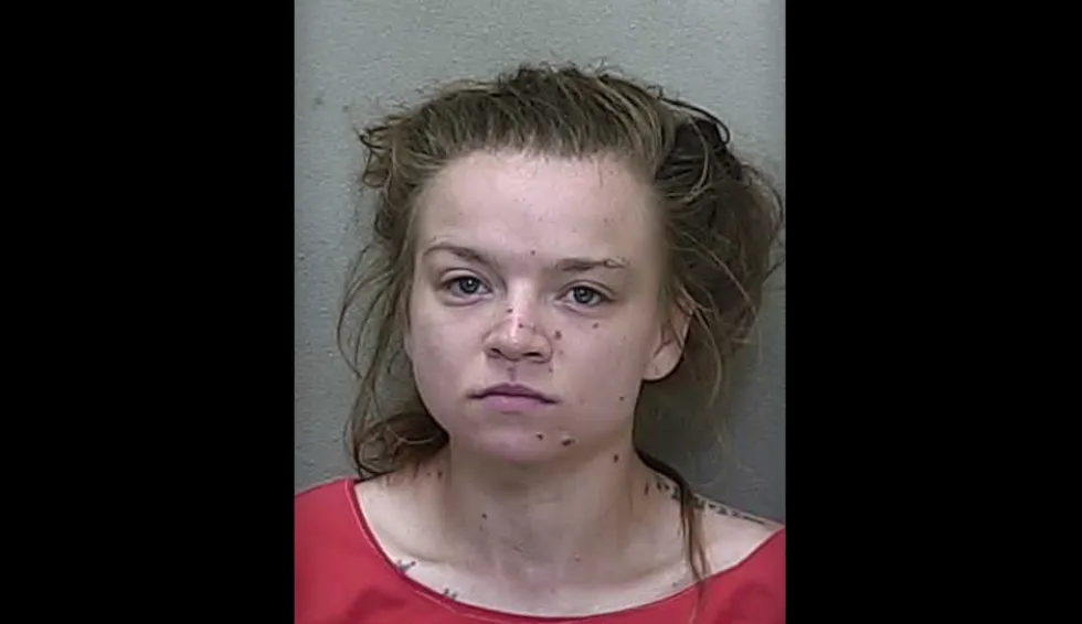 Handcuffed Florida female grabs gun hidden in her pants, opens fire in moving sheriff's cruiser, newly released video shows