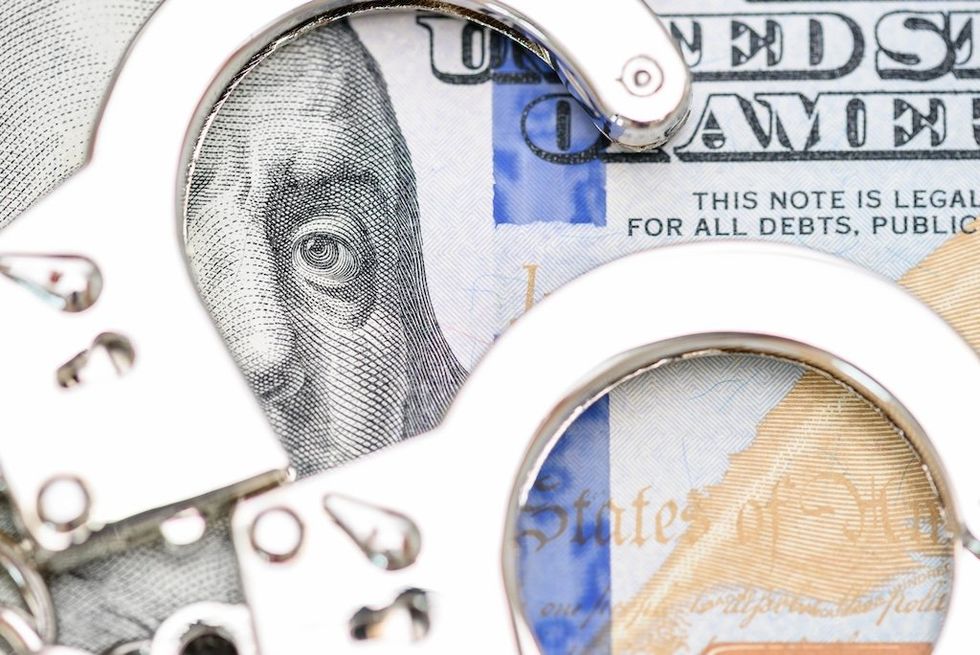 Headhunter federal prosecutors ruined my family to chase a fake win