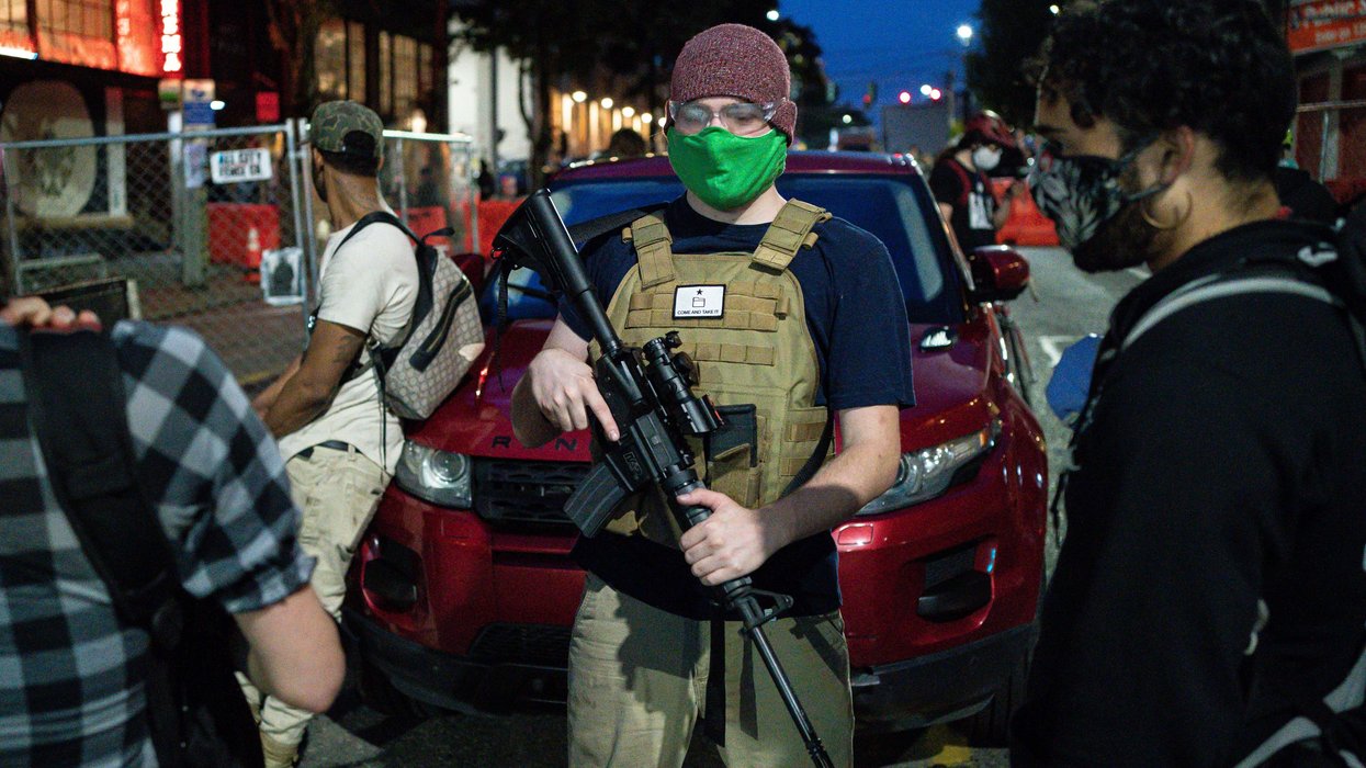 Heavily armed Seattle police infiltrate CHOP, shut down the whole leftist operation
