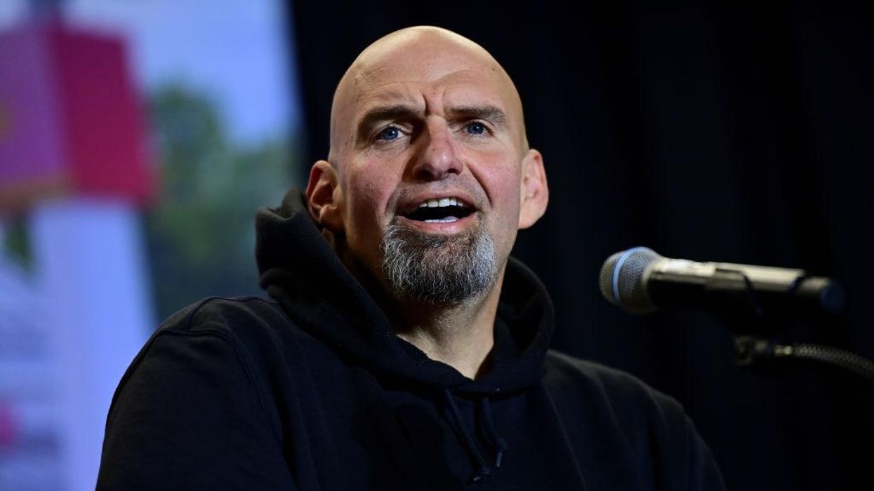 'Hello. Good night, everybody': Fetterman delivers incoherent debate performance highlighting health concerns and sending betting odds on Dr. Oz skyrocketing