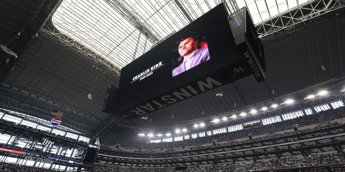 Here are the NFL teams that held a moment of silence to honor Charlie Kirk — and the ones that didn’t Here are the NFL teams that held a moment of silence to honor Charlie Kirk — and the ones that didn’t
