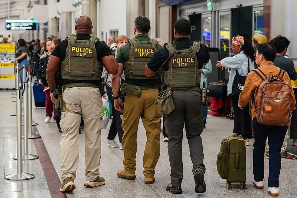 Heroic ICE agent miraculously saves unresponsive child in TSA line