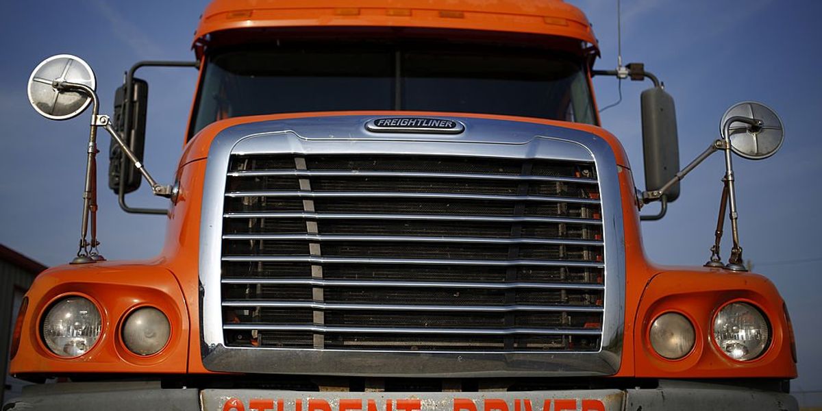 Hidden phones, earpieces: Five non-English speakers arrested for alleged CDL cheating scheme Hidden phones, earpieces: Five non-English speakers arrested for alleged CDL cheating scheme