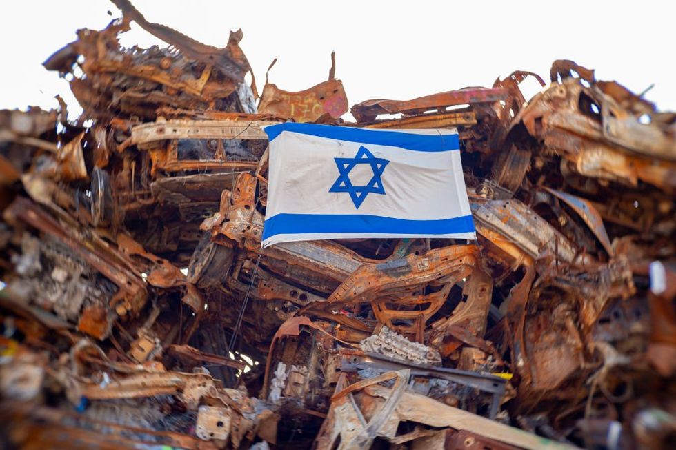 High school basketball player and coach booted after allegedly making anti-Semitic remarks against all-Jewish opponent
