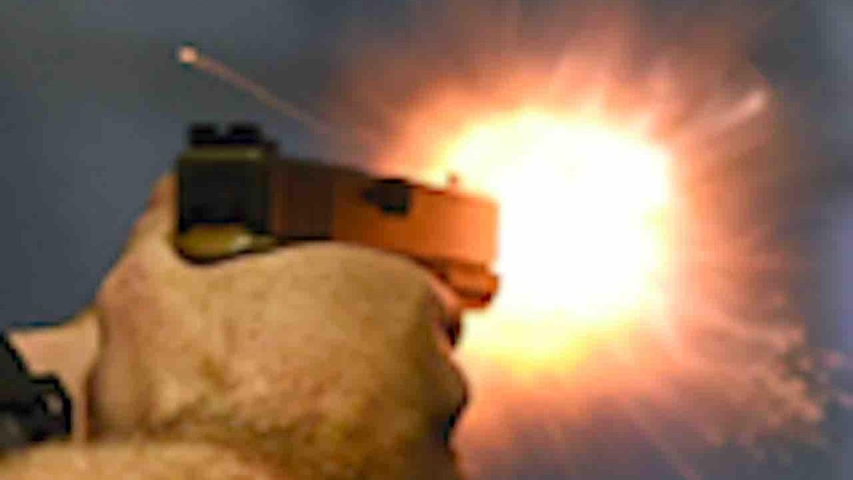 Homeowner shoots man dead who walked up to porch and headed for front door after being asked to leave multiple times