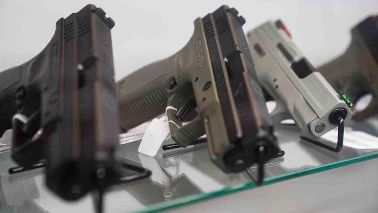 Homeowners fatally shoot intruders over weekend in Ohio and Oklahoma; homeowner in Georgia shoots man who kicked his door open