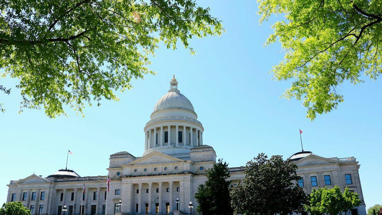 Horowitz: Arkansas Legislature declines to vote on protection against employer mandate of experimental shot