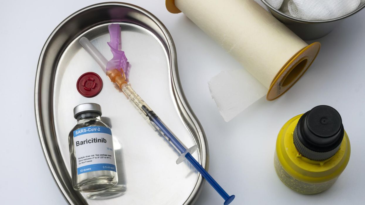 Horowitz: FDA warns about blood clots from Big Pharma COVID treatment. Hospitals use it anyway.
