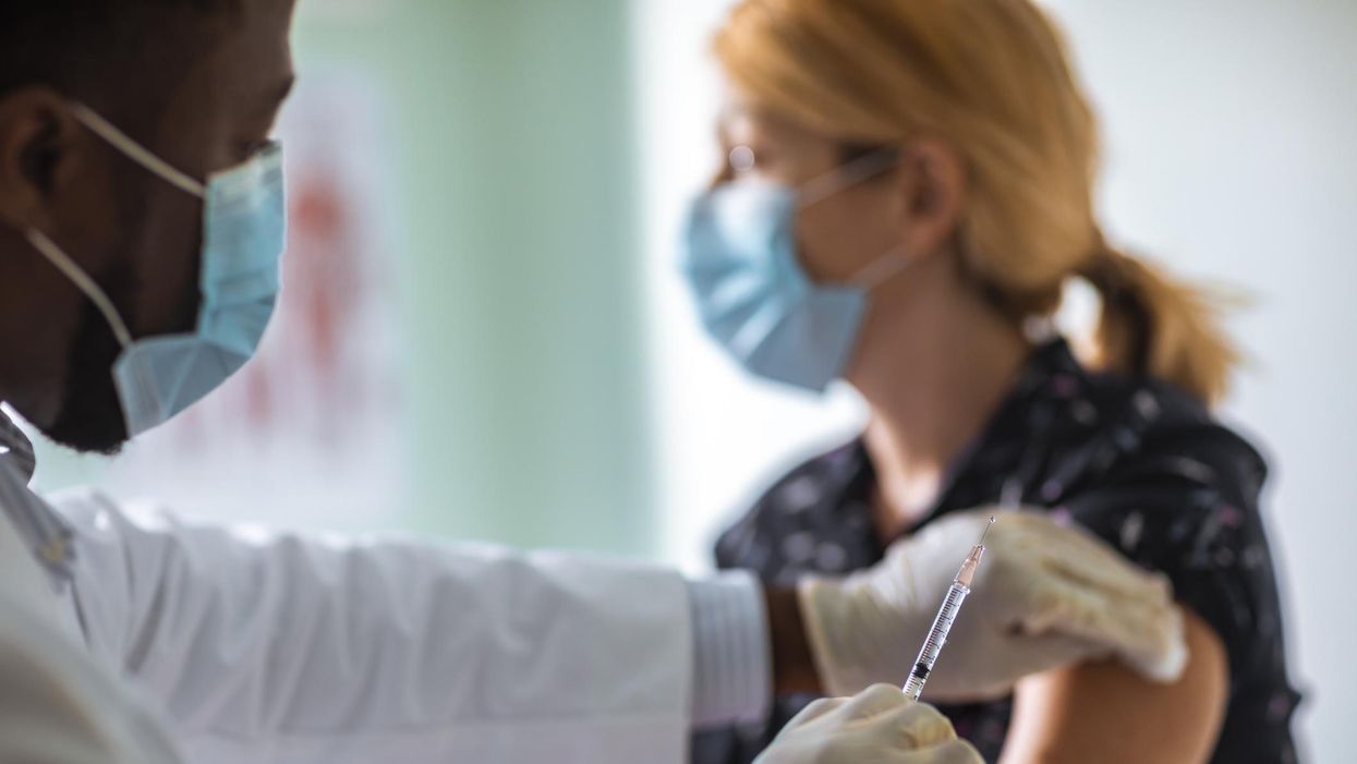 Horowitz: The insanity of marketing mass vaccination to those already recovered from COVID