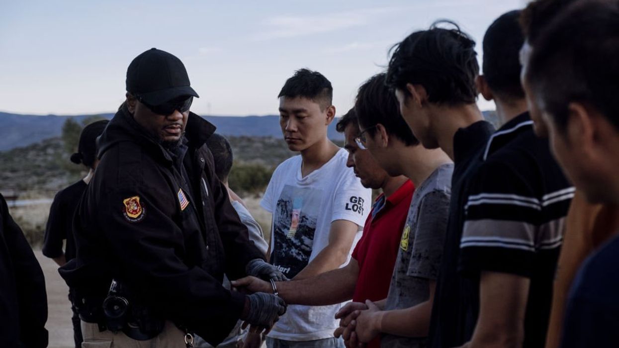 House Committee investigates surge of Chinese nationals illegally crossing border after Biden relaxes vetting: Report