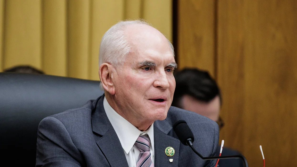 House Ethics clears GOP lawmaker of insider trading, calls for stock divestments anyway