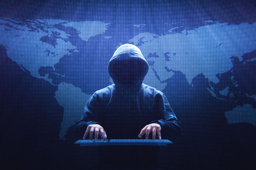 How to tell if you're experiencing a cyber attack‚ an EMP‚ or a solar flare