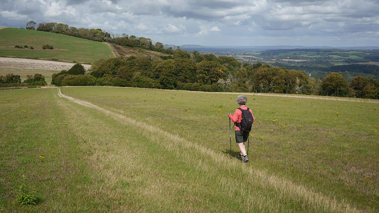 How to walk off your smartphone addiction