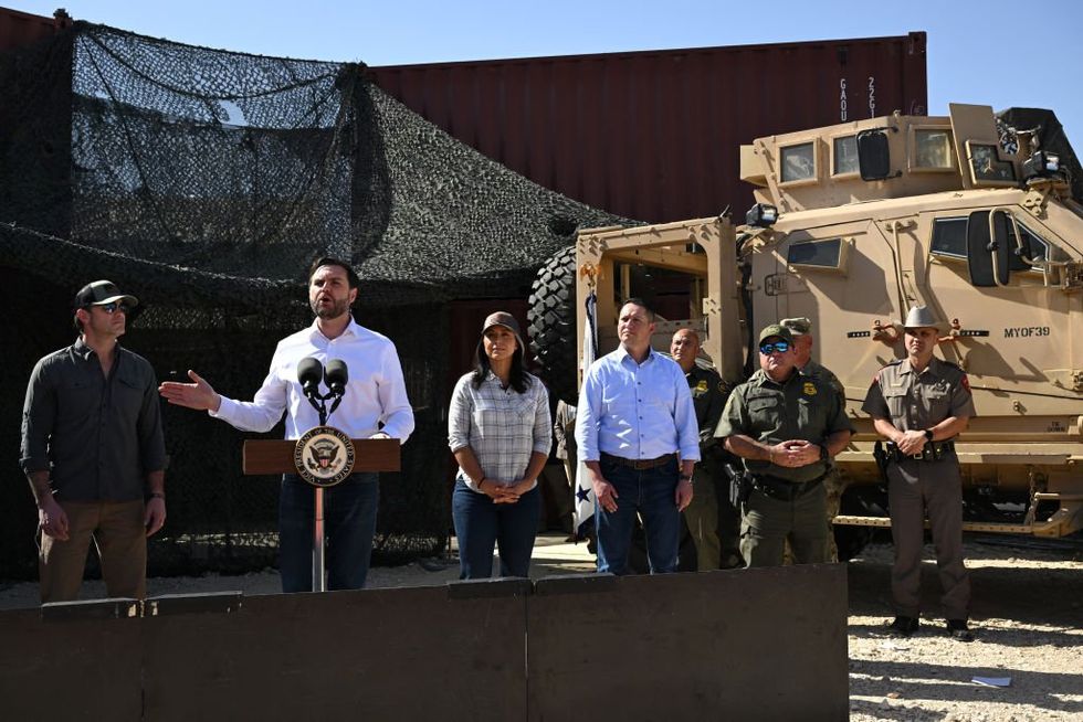How Trump admin plans to use self-deportations to expel illegal immigrants