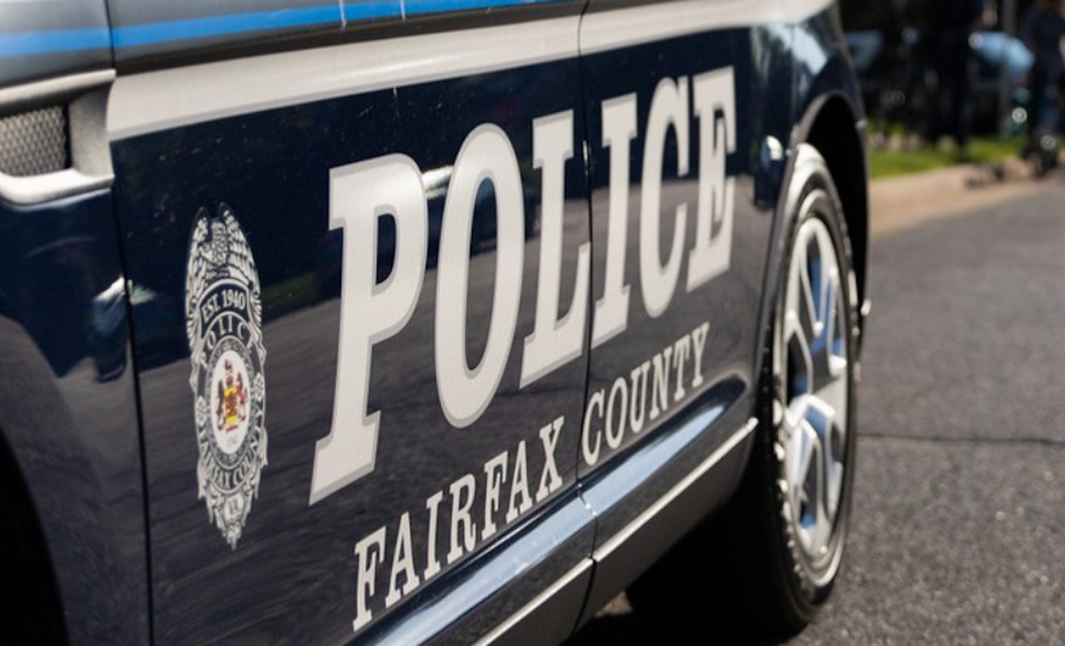 HS stabbing caught on video: Male, 15, appears to use knife against fellow student, 16; adult walks past fight, appears to take photo
