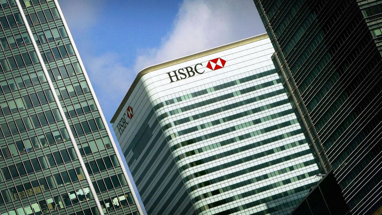 HSBC threatens to close back accounts of customers who refuse to wear face masks