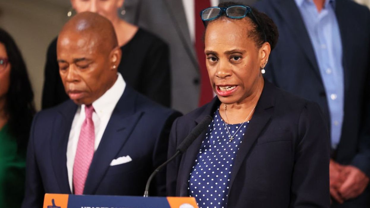 Illegal aliens accused of crimes not banned from taxpayer-funded NYC shelters, deputy mayor admits