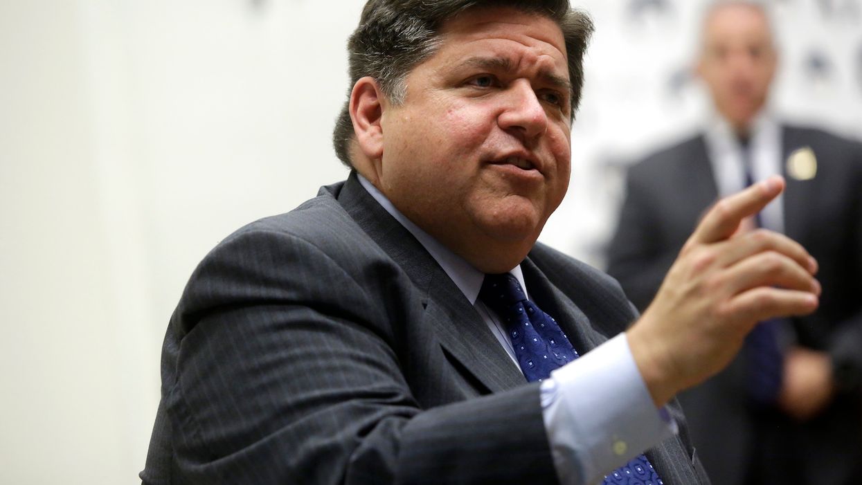 Illinois governor adds jail time as potential penalty for business owners who defy lockdown order