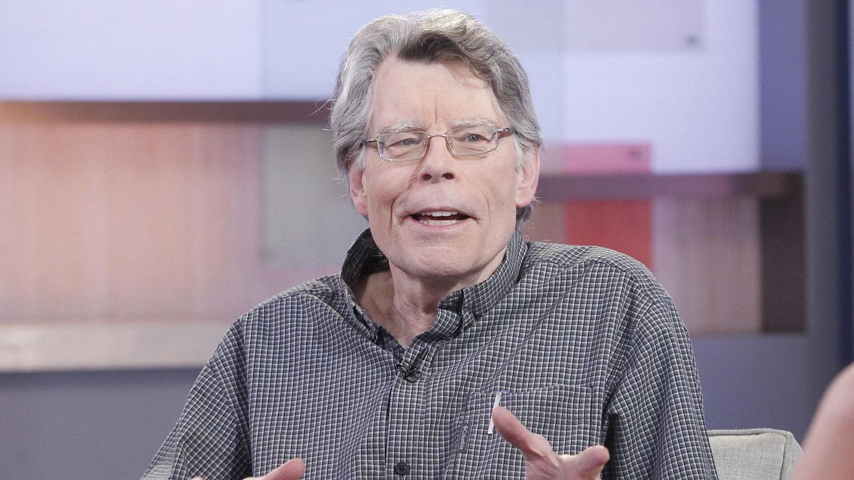 Stephen King hit with backlash for demeaning waitresses in attempt to insult Kayleigh McEnany