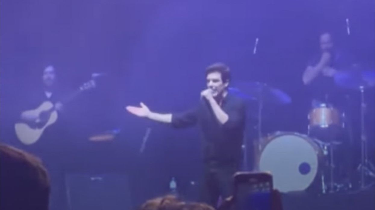 Video: American alternative rock stars The Killers bring Russian drummer on stage at concert in country of Georgia. The crowd turns on them big time.