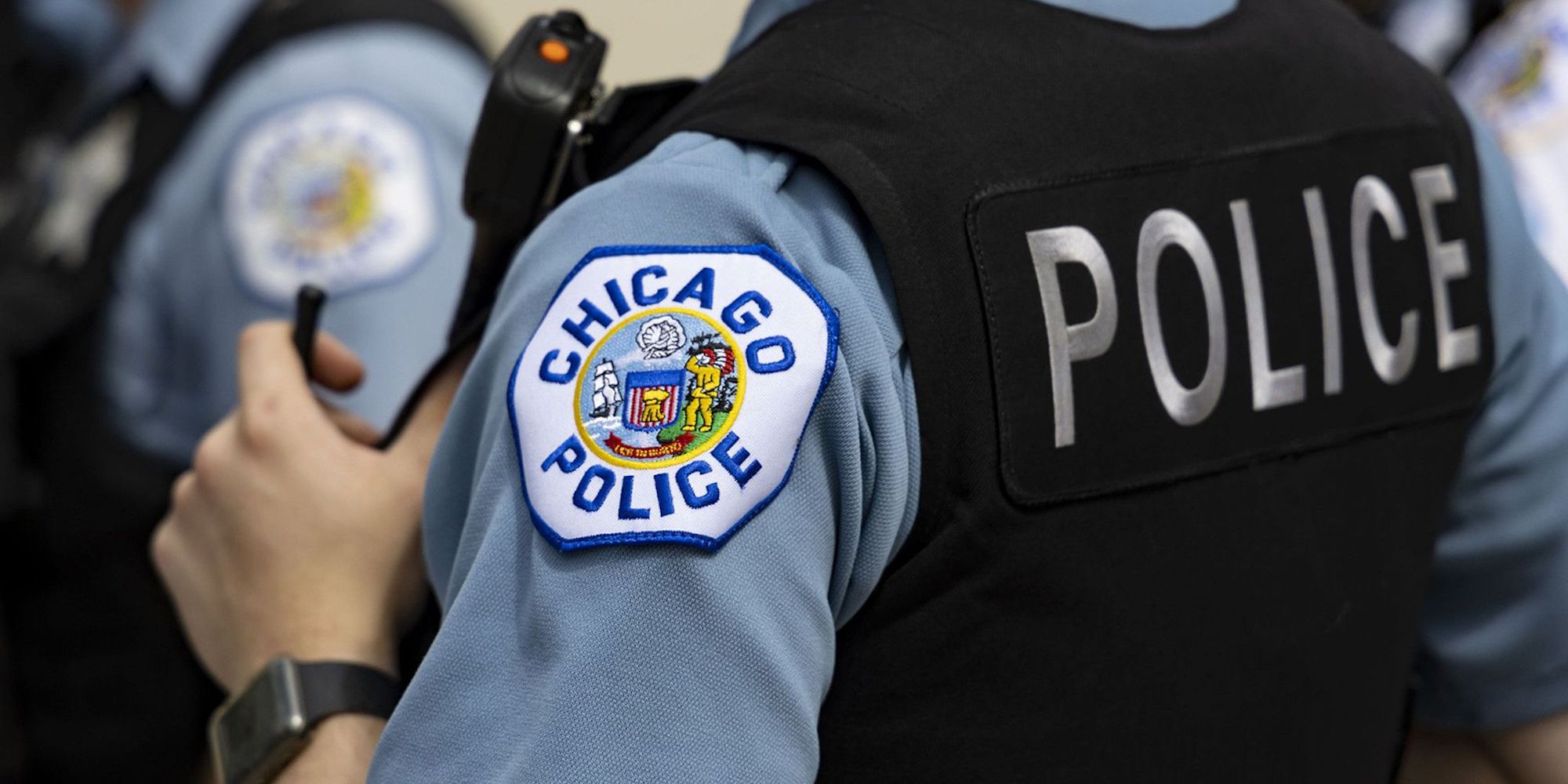 Marine Corps veteran says he was beaten by gang of thugs who yelled racial epithets in front of Chicago grocery store - Vimarsana News