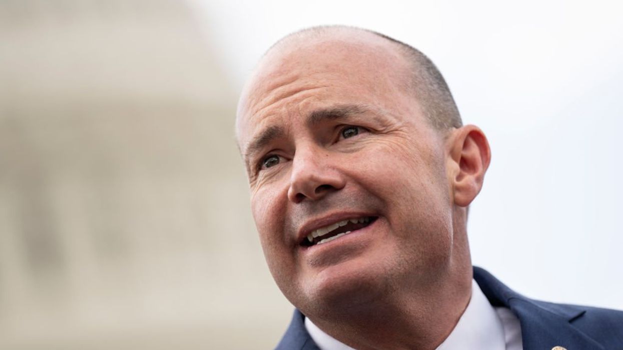 Mike Lee gets poetic, hammers the 'Uniparty' with haikus