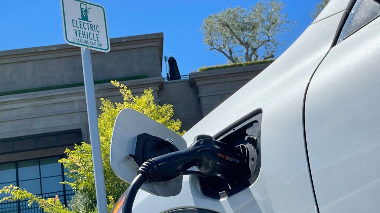 Connecticut shelves plan to ban gas-powered vehicles by 2035 after facing bipartisan opposition