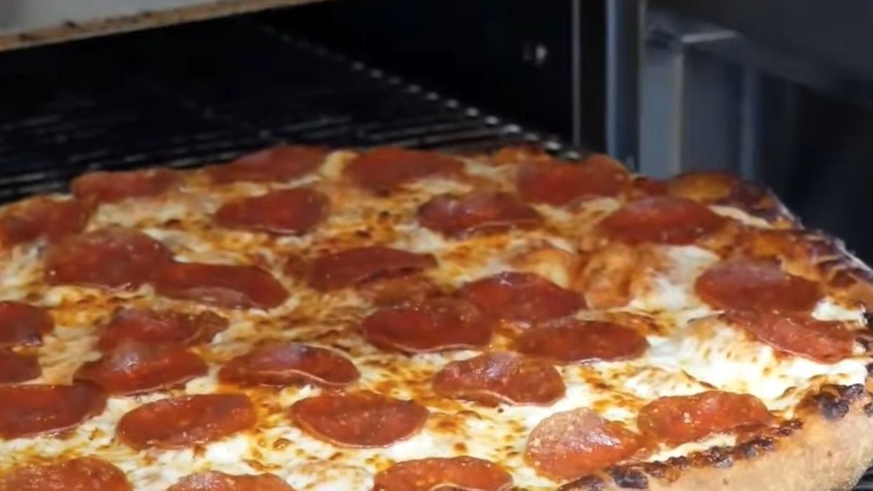 Burglar used stolen credit card to order pizza and have it delivered to his home, St. Louis police say.