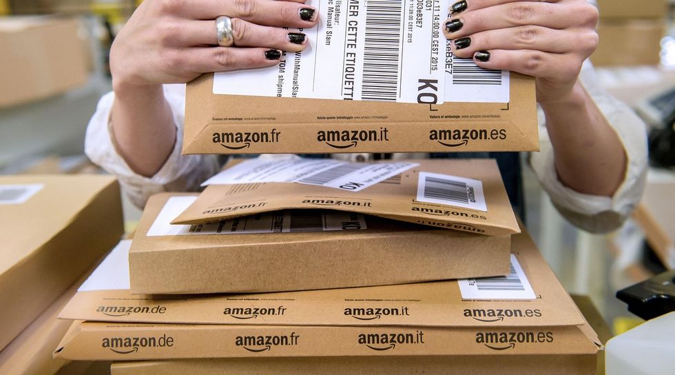 WSJ: Amazon investigating employees for reportedly accepting bribes