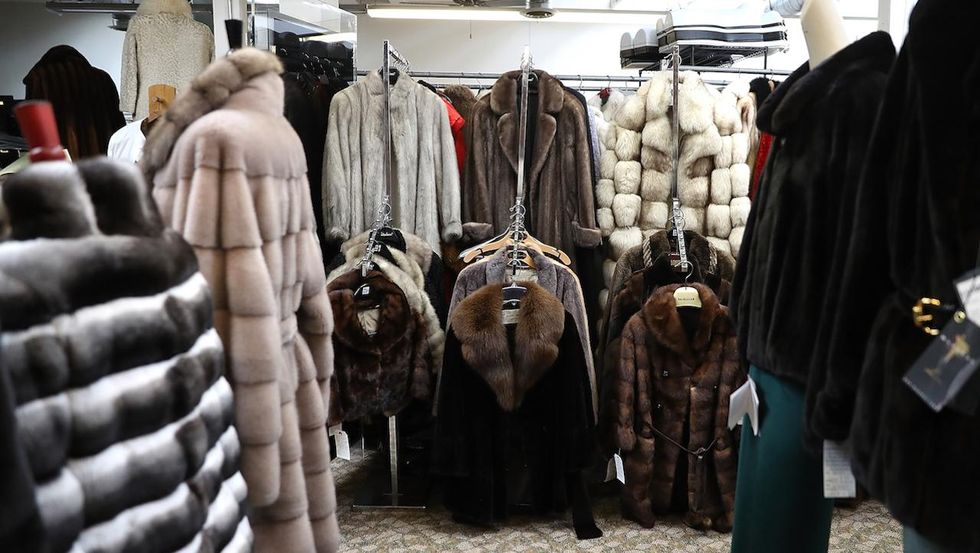Los Angeles City Council unanimously approves motion to ban fur sales